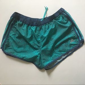 Adidas Green Size M Womens Shorts